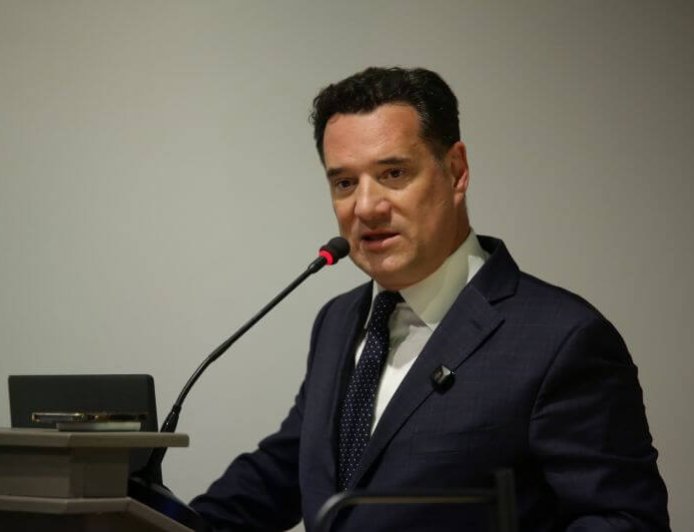 Μήνυση Γεωργιάδη σε Κωνσταντοπούλου για συκοφαντική δυσφήμιση: «Η Δημοκρατία θα αντισταθεί στην τοξικότητά της»