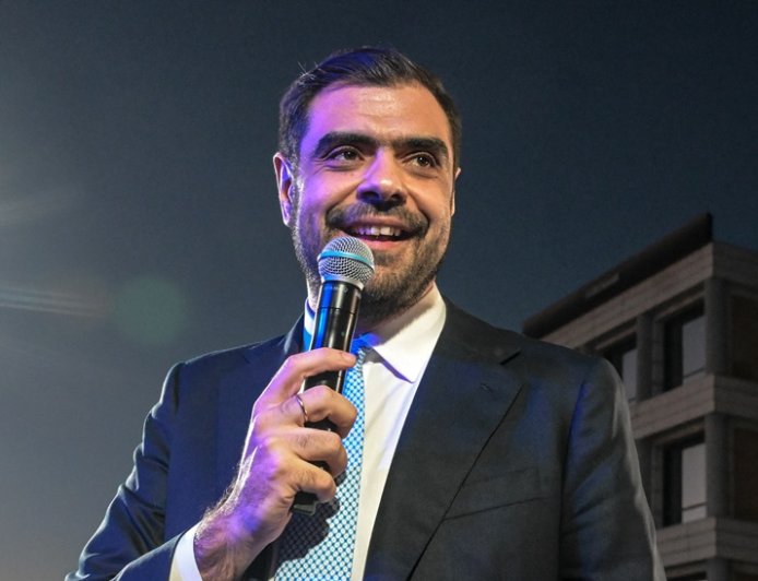 Εγκαίνια Μαρινάκη στο Ψυχικό: Πλήθος κόσμου στο νέο πολιτικό γραφείο