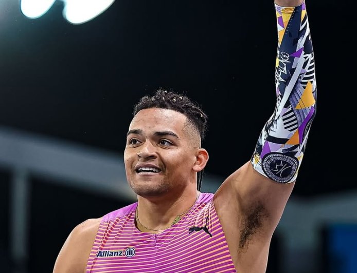 Καραλής ρεκόρ: Με άλμα που αγγίζει τα 6 μέτρα η κορυφαία επίδοση στον κόσμο