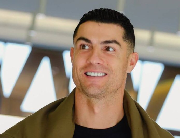 Ρονάλντο σύντροφος: Πρώην του αποκαλύπτει ότι της πρόσφεραν χρήματα για να τον κατηγορήσει