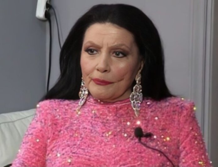 Ζωζώ Σαπουντζάκη: «Είμαι καλά στην υγεία μου, μην πιστεύετε ό,τι διαβάζετε»