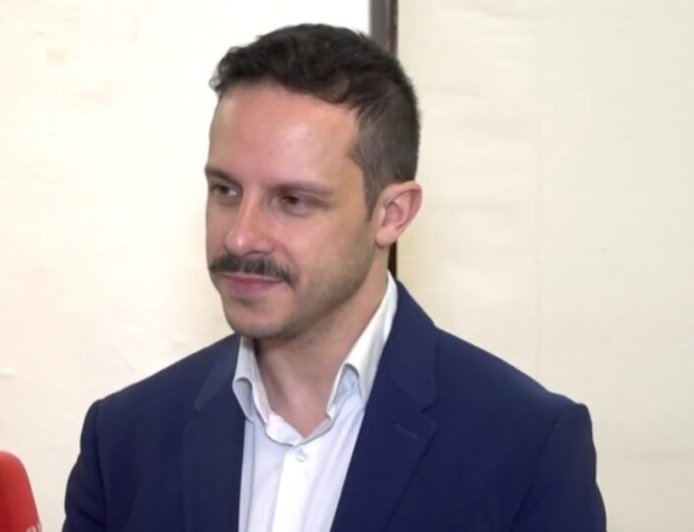 Δημήτρης Μακαλιάς: «Δεν έχω μιλήσει με κανέναν – Όλα είναι φήμες για να δημιουργείται ένα ρεπορτάζ»