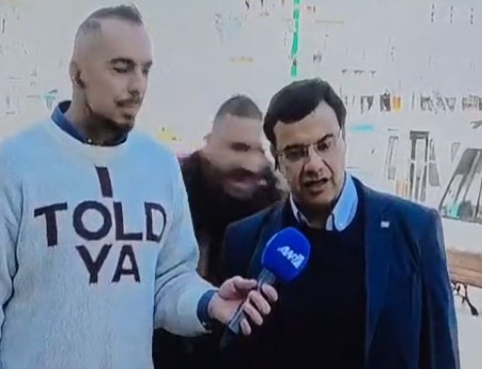 Υπεύθυνος κομπάρσων Μπραντ Πιτ: Μετά την εξύβριση, η συγγνώμη