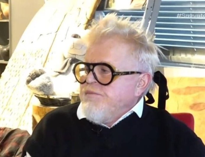 Νίκος Αποστολόπουλος: «Χρειάζεται να μου αρέσει το J2US; Η Ελλάδα έτσι κι αλλιώς είναι για τα πανηγύρια»