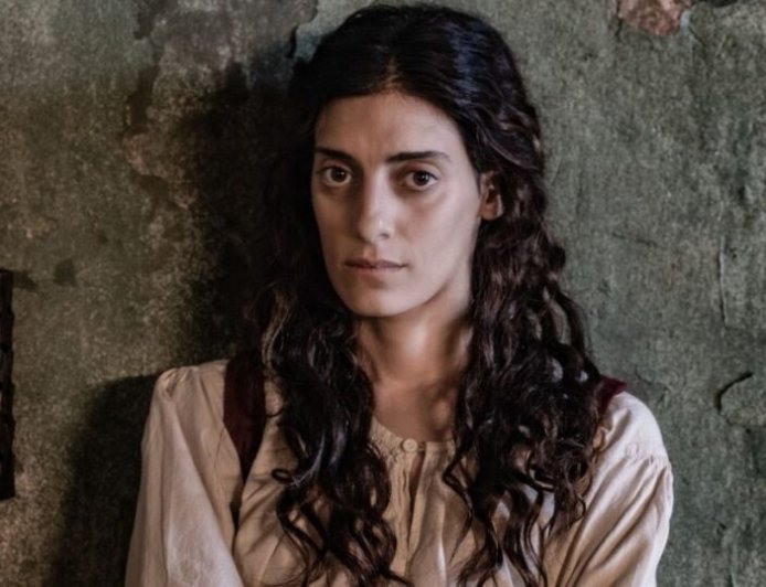 Χριστίνα Χειλά Φαμέλη: «Είχα μια τάση να κρύβω αυτά που νιώθω οπότε μετά έσκαγαν μεγεθυμένα, με βοήθησε η ψυχοθεραπεία»