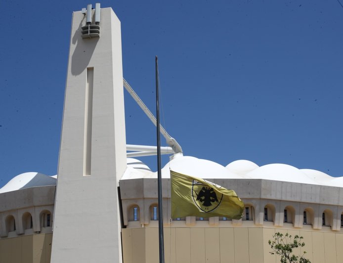 ΑΕΚ φωτοβολίδα: Ακρωτηριάστηκε 23χρονος φίλαθλος έξω από το γήπεδο