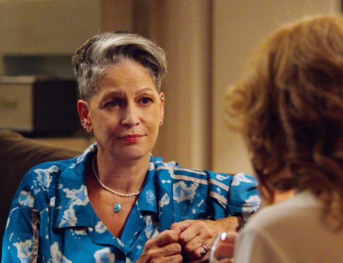 Ρέα Τουτουνζή: «Με ταρακούνησε πάρα πολύ ο θάνατος του, συνειδητοποίησα πως έμεινα μόνη μου, το ποτό ήταν η καθημερινότητα μου»