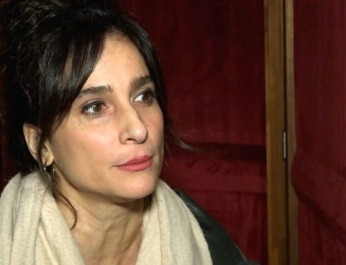 Μαρίνα Καλογήρου: «Ο Παπακαλιάτης φροντίζει να μην παίρνει τους ίδιους ηθοποιούς, εκτός από την Μαρία Καβογιάννη»