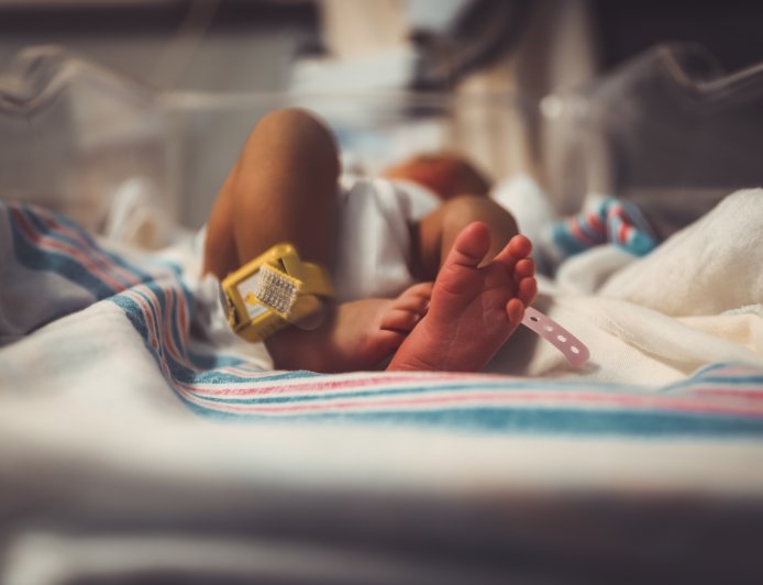 Βρέφος με μηνιγγίτιδα Πάτρα: «Το παιδί αυτή τη στιγμή είναι σε κρίσιμη κατάσταση»