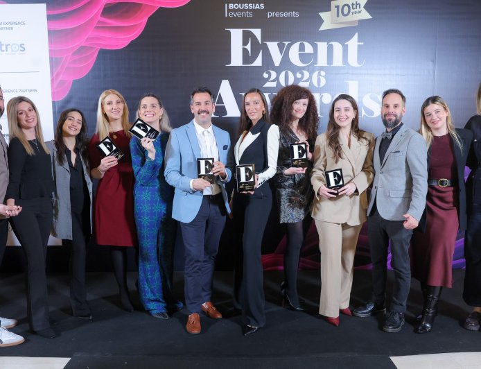 Ο Μάκης στο βάθρο των μεγάλων νικητών των Event Awards