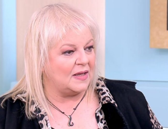 Φωτεινή Μπαξεβάνη: «Είμαι λίγο δύσκολη στα όχι και αυτό καμιά φορά με καταπιέζει»