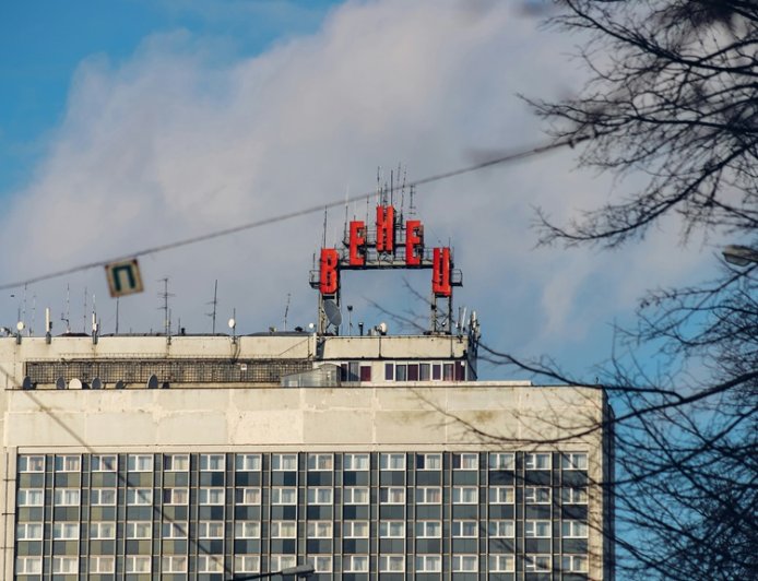 Μωρό έπεσε από το παράθυρο: Δραματικές στιγμές στην Αγία Πετρούπολη