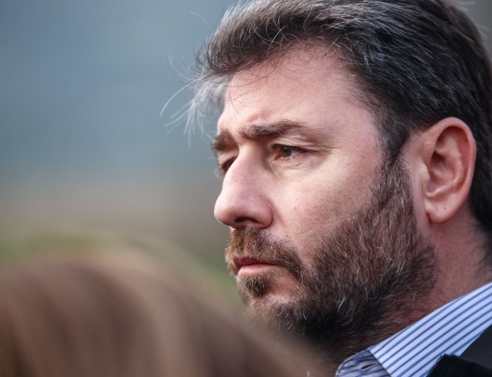 Ανδρουλάκης για Τέμπη: Η μνήμη δεν ξεθωριάζει – Χρέος μας η Δικαιοσύνη