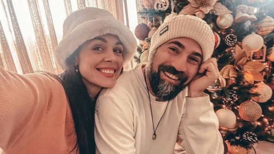 Κίμων Κουρής: «Η πατρότητα με έμαθε να εστιάζω στα ουσιαστικά με περισσότερη υπομονή»