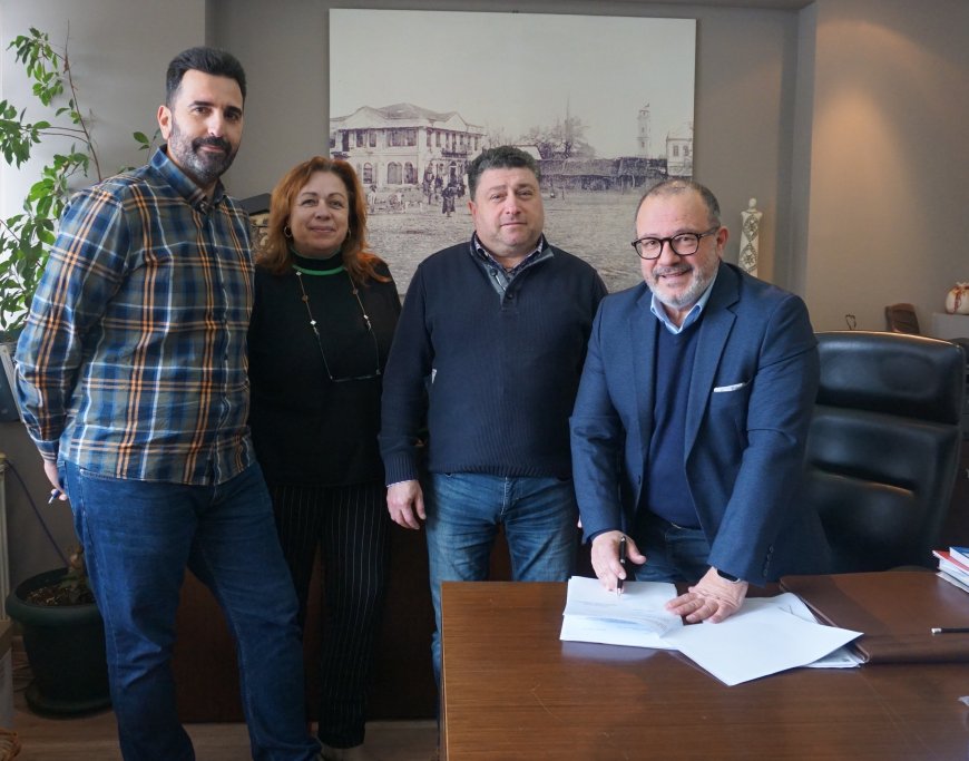 Κομοτηνή: Υπογραφή σύμβασης για τις συντηρήσεις εσωτερικής οδοποιίας οικισμών του δήμου