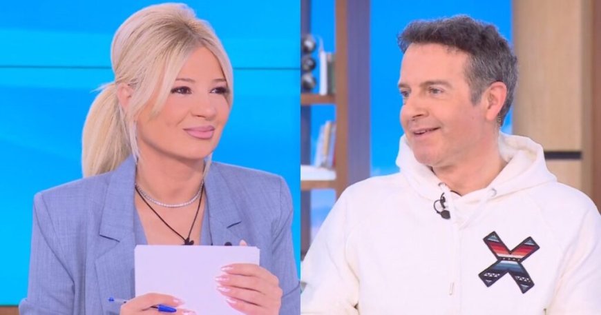 Ο Άρης Καβατζίκης αιφνιδίασε τη Φαίη Σκορδά στον αέρα: «Παντρεύεσαι; Έβγαλες ημερομηνία;»