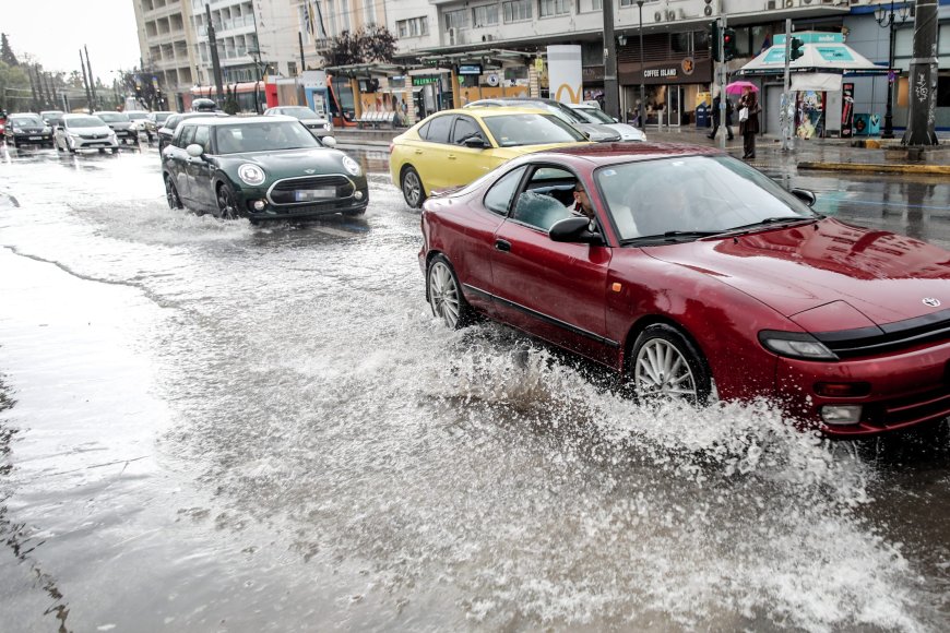 Eντονα καιρικά φαινόμενα προβλέπει η ΕΜΥ στη Θράκη – Στην Ξάνθη αποκλείστηκε από φερτά υλικά  το Πετροχώρι