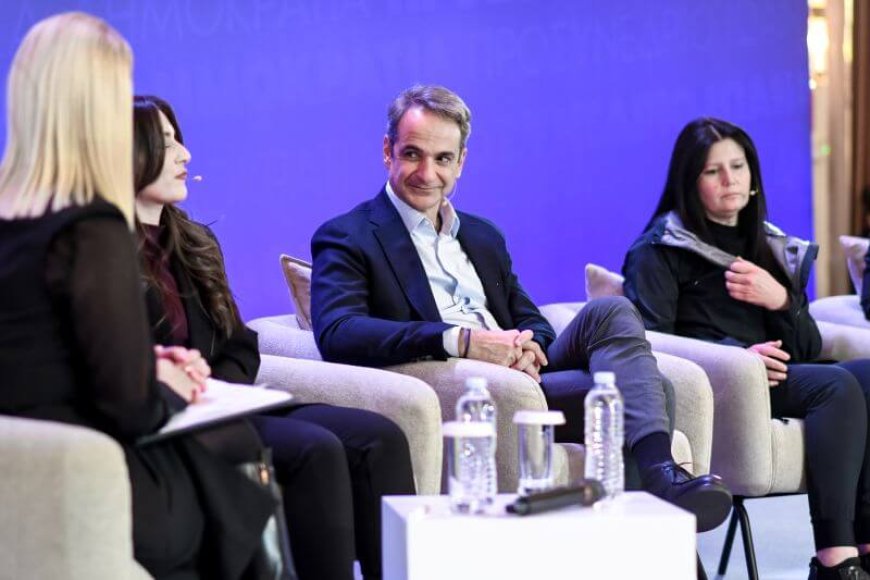 Προσυνέδριο ΝΔ – Μητσοτάκης: Έμφαση στη στήριξη των ευάλωτων πολιτών