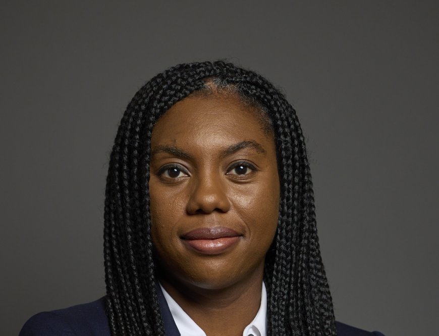 Βρετανία: Η αρχηγός της αξιωματικής αντιπολίτευσης έδινε συνέντευξη και ένας ποντικός… έκανε βόλτες