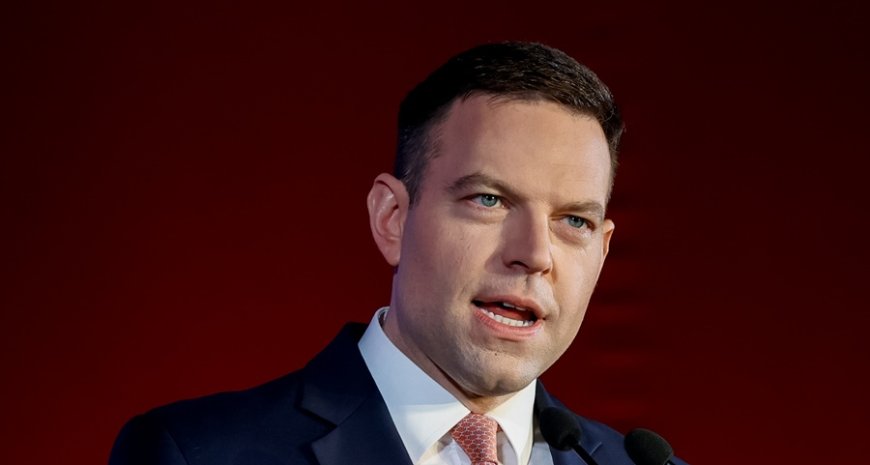 Κασσελάκης Συνέδριο: Πρόταση να μετονομαστεί το κόμμα του σε Δημοκράτες – Προοδευτικό Κέντρο