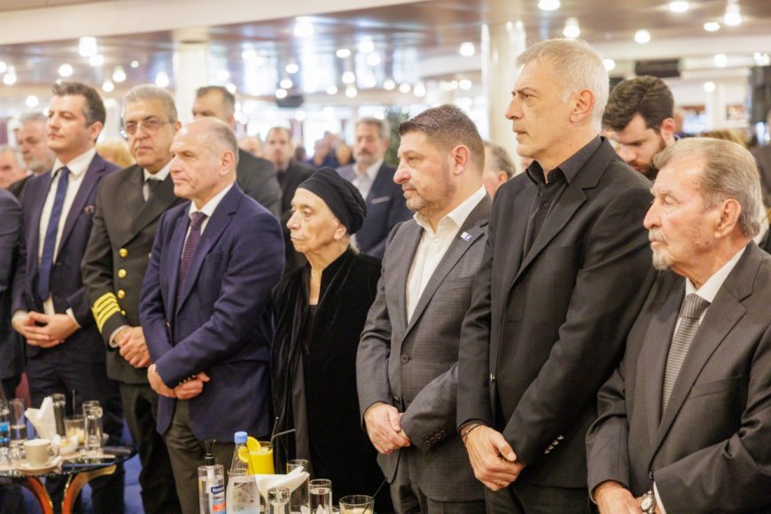 Παγκρήτια Ένωση στον Πειραιά: Κοπή πίτας και τιμή στον Νίκο Ξυλούρη