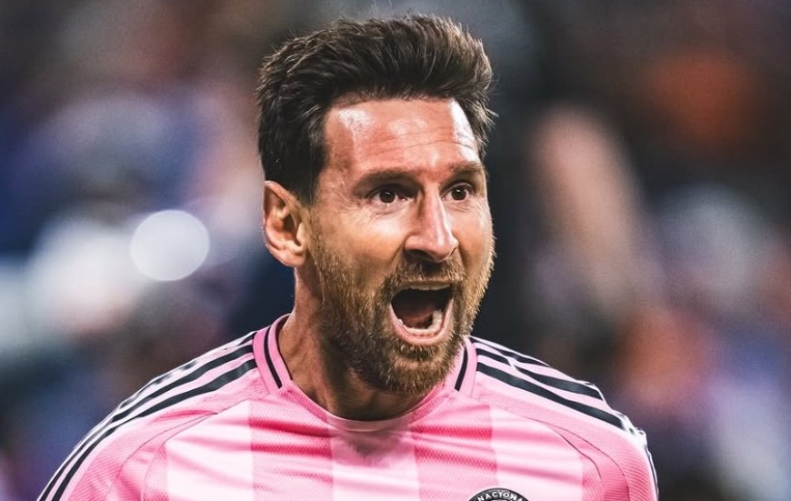 Μέσι: Φωτογραφήθηκε με τα παιδιά του με τη φανέλα με το Νο10 της ιστορικής Σάντος