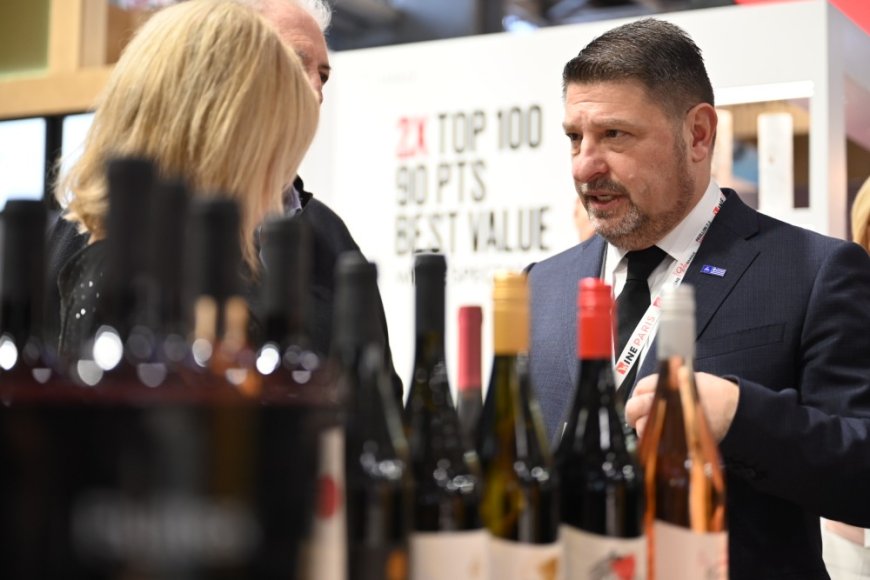 Χαρδαλιάς στη Wine Paris 2026: Στήριξη και εξωστρέφεια για τα αττικά οινοποιεία