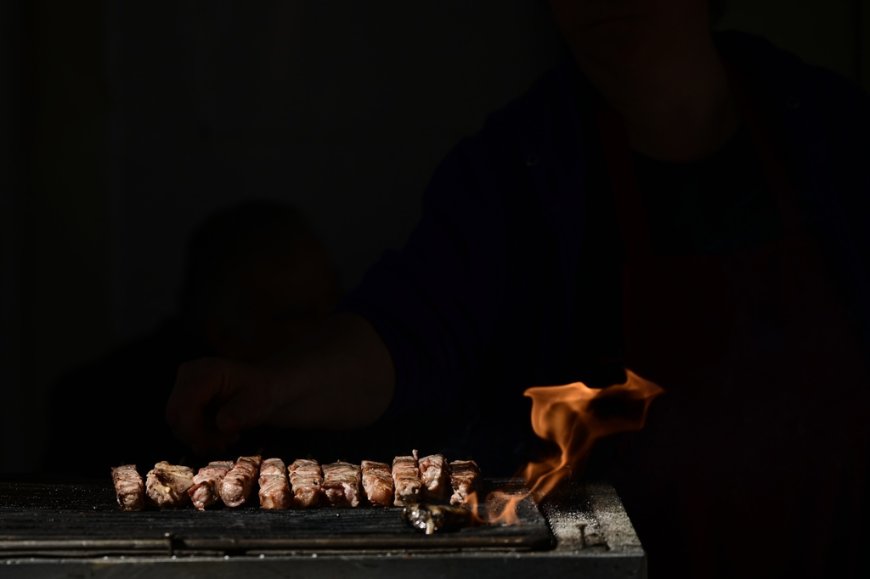 Τσικνοπέμπτη Θεσσαλονίκη: Μάζεψαν 15,5 τόνους περισσότερα απορρίμματα