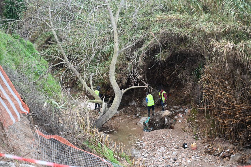 Αυτοψία Χαρδαλιά στο ρέμα Πικροδάφνης – Κατεπείγοντα έργα για ασφάλεια στον Άγιο Δημήτριο