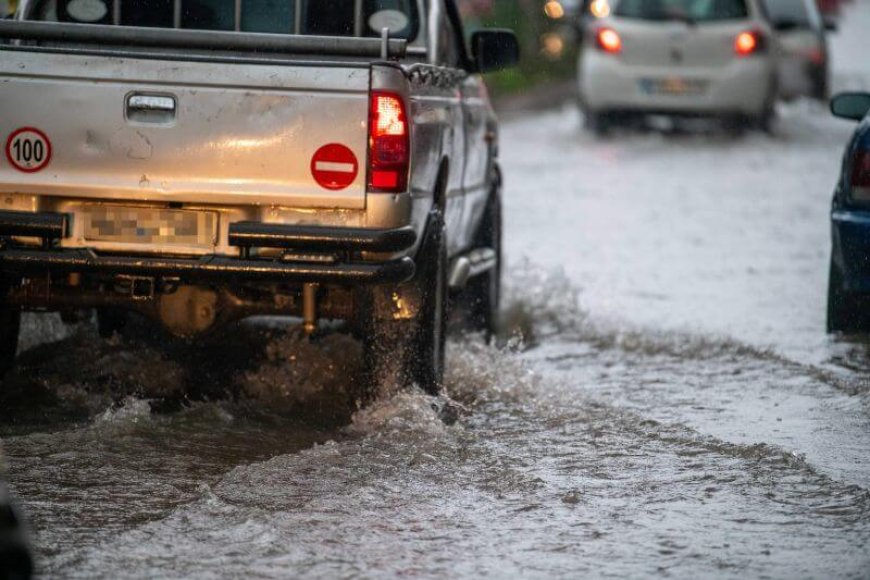 Κατάκολο βράχος: Προληπτική εκκένωση 10 κατοικιών λόγω επικίνδυνης κατάστασης