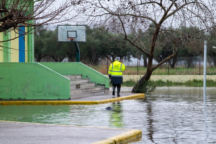Ηλεία κακοκαιρία: Υπερχείλησε ο Αλφειός