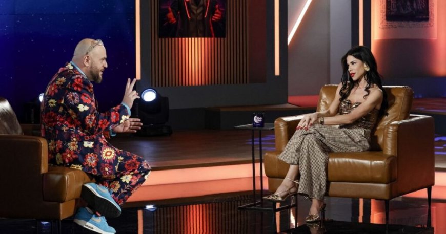 Δάφνη Καραβοκύρη: «Θυμάμαι να περνάω μερόνυχτα με τους άστεγους, ήθελα να ‘μαι κομμάτι της ζωής τους»