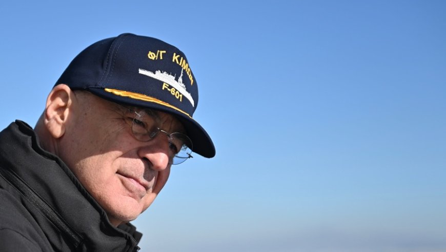 Δένδιας – Ένοπλες Δυνάμεις: «Θέλουμε καταρτισμένα στελέχη που φέρουν με υπερηφάνεια το εθνόσημο»