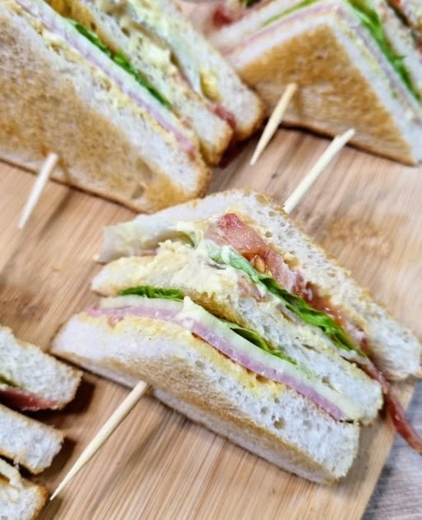 Κλαμπ σάντουιτς για ένα γρήγορο γεύμα !!!