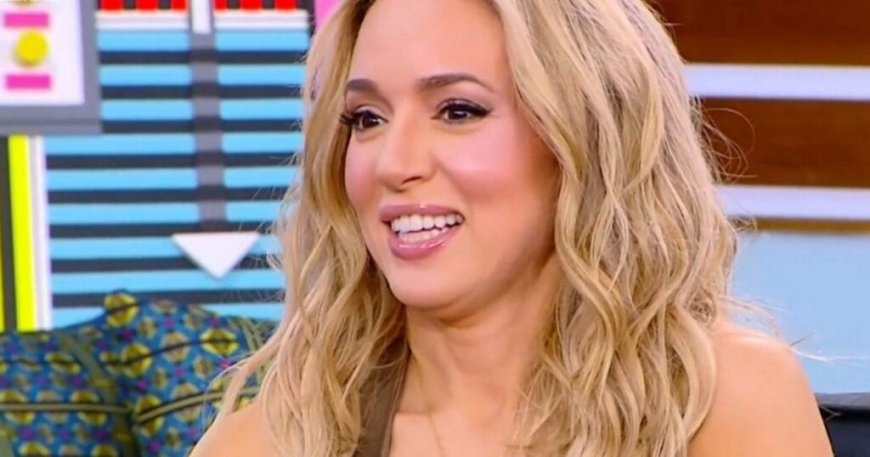 Καλομοίρα για επιλόχειο κατάθλιψη: «Μου πήρε τρία χρόνια να δεθώ με τα παιδιά μου, έλεγα ότι δεν θα κάνω στη ζωή μου αυτό που νόμιζα»