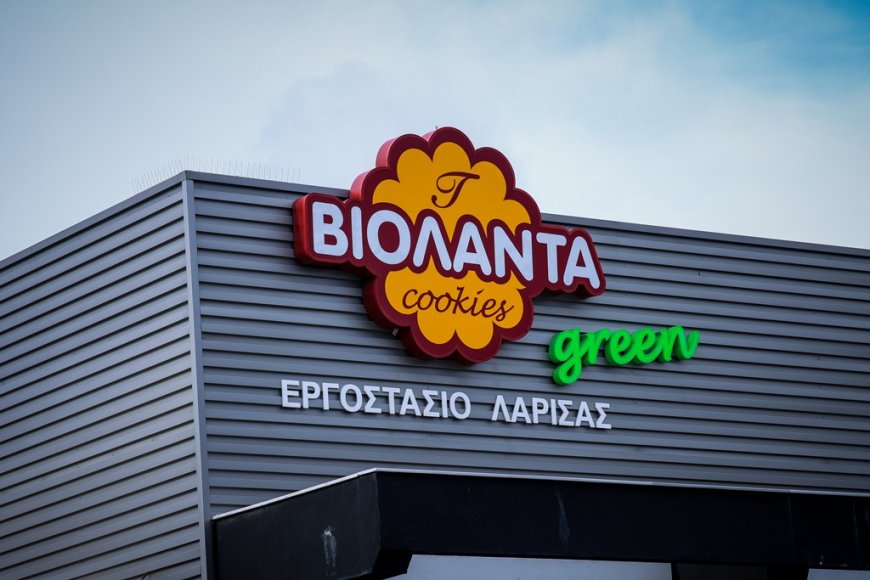 Ιδιοκτήτης Βιολάντα: Με χειροκροτήματα η έξοδος από τα δικαστήρια Τρικάλων