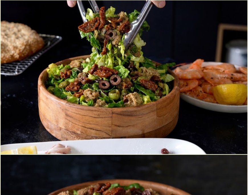 Παραδοσιακή σαλάτα ..Οταν η απλότητα συνταντά την νοστιμιά !!!