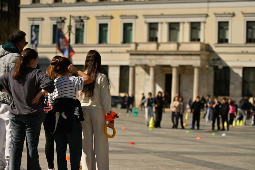 14ος Ημιμαραθώνιος Αθήνας: Δυναμική εκκίνηση με sold-out συμμετοχές και έντονη κοινωνική δράση