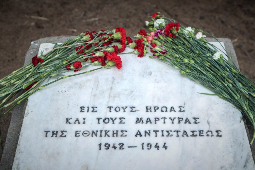 Φωτογραφίες Καισαριανής από τις εκτελέσεις: Είναι αυθεντικές, τις αγοράζει η Αθήνα