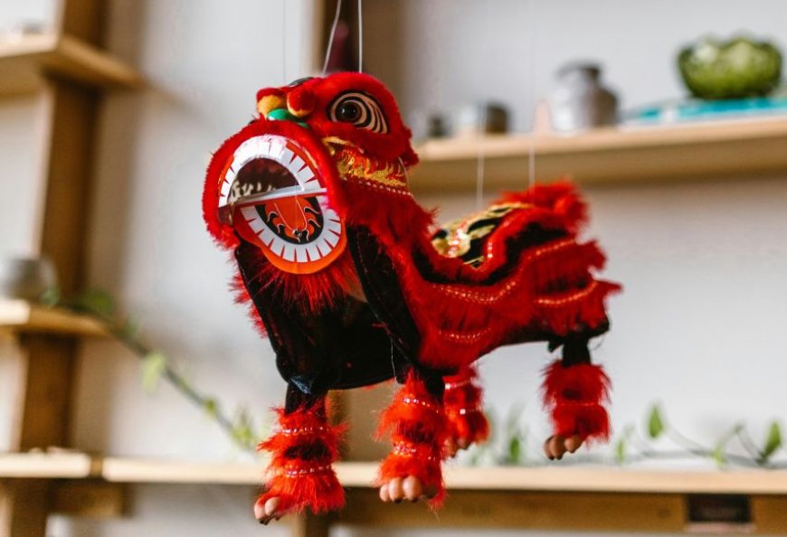 Ταϊλάνδη: Η απίστευτη μεταμφίεση αστυνομικών προκειμένου να πιάσουν διαρρήκτη