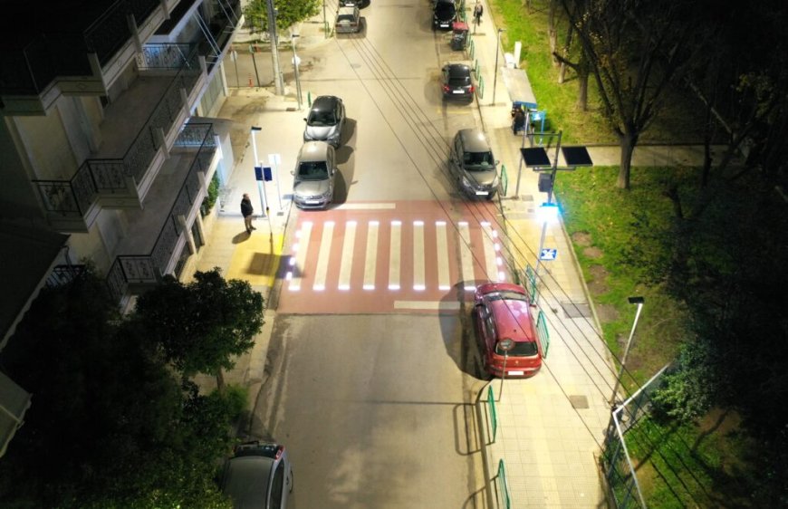 Σχολεία Αιγάλεω: Η ασφάλεια των μαθητών ενισχύεται με τις «έξυπνες διαβάσεις»