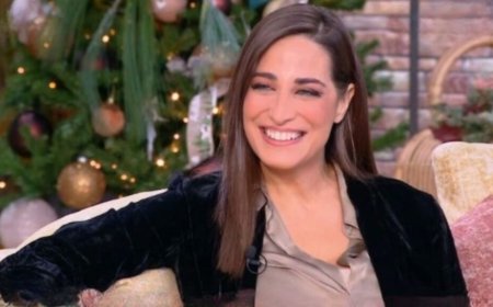 Δώρα Αναγνωστοπούλου: «Διευθύντρια μου επέμενε να γίνω ξανθιά, για να ‘χω περισσότερη «λάμψη» όπως επέβαλε το ρεύμα της εποχής»