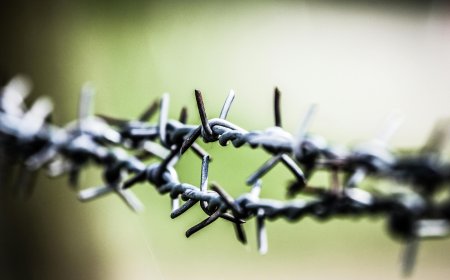 Πώς σε δύο φυλακές αναχαιτίστηκαν drones με κινητά και αντικείμενα