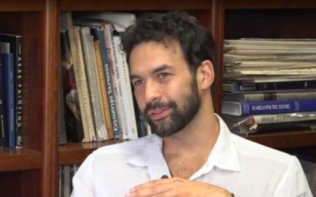 Κωνσταντίνος Μουσούλης: «Ήθελα να γράψω κάτι για την Ελλάδα, μου ήρθε η κωμωδία»