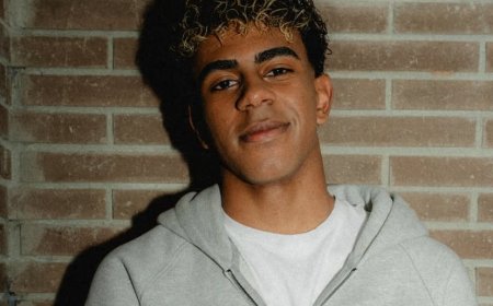 Γιαμάλ γονείς: Τα συγκινητικά λόγια του ποδοσφαιριστή για την οικογένειά του