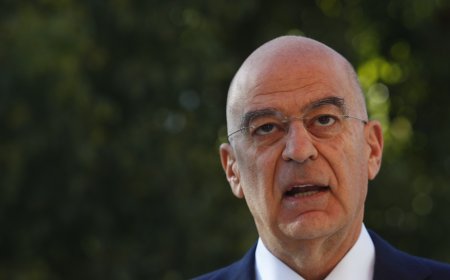 Τουρκία σε Δένδια: «Παίζεις με τη φωτιά Νίκο»