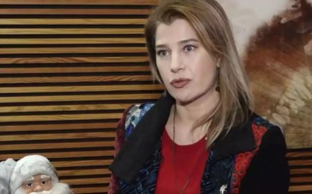 Βίκυ Μαραγκάκη: «Έφυγε από καρκίνο στον εγκέφαλο, πολύ επιθετικής μορφής, ακόμα το σκέφτομαι και ‘χω μια μικρή ενοχή»