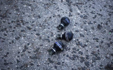 Μολότοφ σε προαύλιο σχολείου στην Ευκαρπία Θεσσαλονίκης: Έξι εξερράγησαν