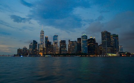 Ντουμπάι – Ιράν: Θραύσματα από βλήμα έπεσαν σε ουρανοξύστη, ήχησε το 112