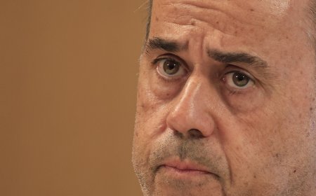 Κωνσταντοπούλου – Παπασταύρου: Σύγκρουση στη Βουλή